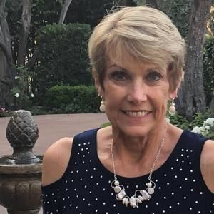 Meet your Posher, Nora